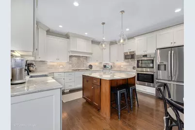 4517 Sherwood Avenue, Downers Grove, IL 60515 - Photo 10