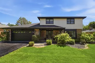 14037 S Oak Ridge Dr, Homer Glen, IL 60491 - Photo 2