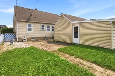 132 S Weston Avenue, Elgin, IL 60123 - Photo 24
