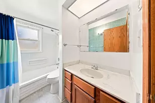 132 S Weston Ave, Elgin, IL 60123 - Photo 16