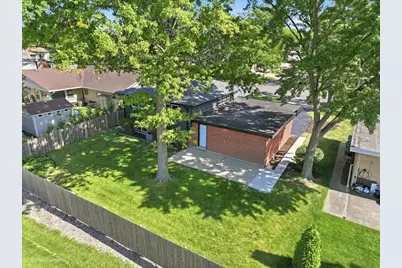 188 W Kathleen Drive, Park Ridge, IL 60068 - Photo 8