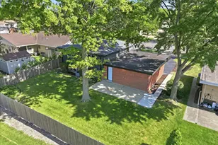 188 W Kathleen Dr, Park Ridge, IL 60068 - Photo 8