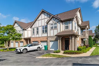 200 Rosehall Drive #220, Lake Zurich, IL 60047 - Photo 1
