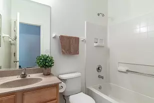 200 Rosehall Dr, Lake Zurich, IL 60047 - Photo 14
