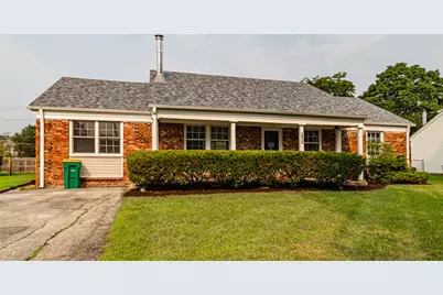 1075 Aspen Drive, Buffalo Grove, IL 60089 - Photo 1
