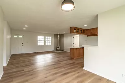 1075 Aspen Drive, Buffalo Grove, IL 60089 - Photo 8
