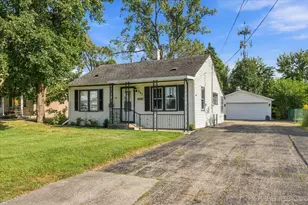 647 E Prairie Ave, Lombard, IL 60148 - Photo 2