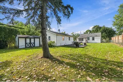 647 E Prairie Avenue, Lombard, IL 60148 - Photo 22