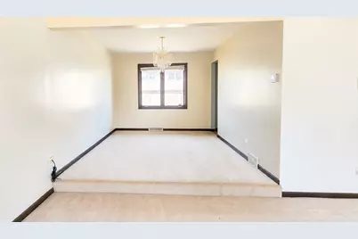 715 E 193rd Place, Glenwood, IL 60425 - Photo 8