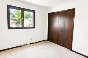 715 E 193rd Pl, Glenwood, IL 60425 - Photo 22