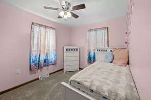 101 E 7th St, Sherrard, IL 61281 - Photo 22
