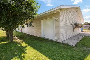 101 E 7th St, Sherrard, IL 61281 - Photo 30