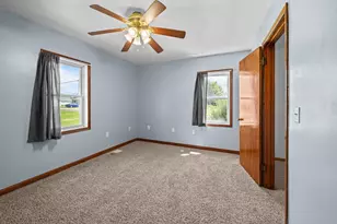 101 E 7th St, Sherrard, IL 61281 - Photo 18