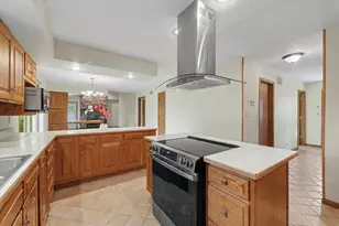 2918 Robeson Park Dr, Champaign, IL 61822 - Photo 14