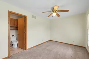 2918 Robeson Park Dr, Champaign, IL 61822 - Photo 22
