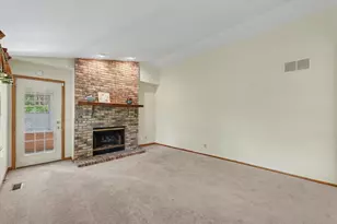 2918 Robeson Park Dr, Champaign, IL 61822 - Photo 18