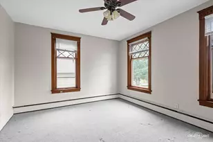 17 S Channing St, Elgin, IL 60120 - Photo 8