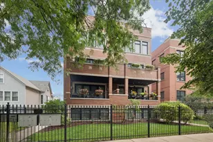 2133 N Campbell Ave, Chicago, IL 60647 - Photo 1