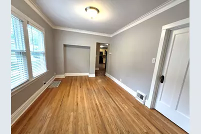 1029 S Elmwood Avenue, Oak Park, IL 60304 - Photo 4