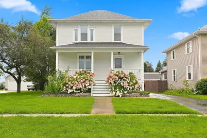 11005 N Myrtle Street, Huntley, IL 60142 - Photo 1