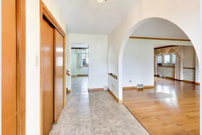 4332 W 118th Place, Alsip, IL 60803 - Photo 2
