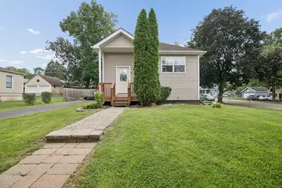 500 Florence Avenue, Joliet, IL 60432 - Photo 2