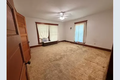300 W Main Street, Morrison, IL 61270 - Photo 32