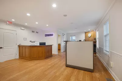 1621 W Colonial Parkway, Inverness, IL 60067 - Photo 2