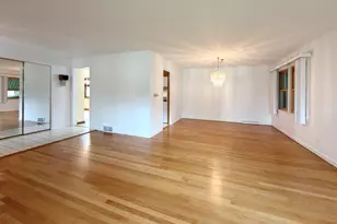 801 S See-Gwun Ave, Mount Prospect, IL 60056 - Photo 14