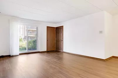 915 N York Street #604, Elmhurst, IL 60126 - Photo 4