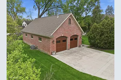 540 N Columbine Avenue, Lombard, IL 60148 - Photo 2