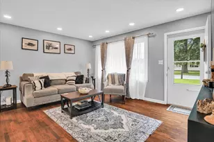 511 N 7th St, Saint John, IL 61873 - Photo 2