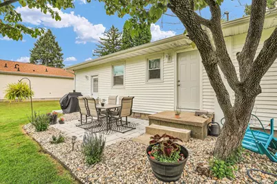 511 N 7th Street, Saint John, IL 61873 - Photo 8