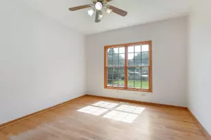945 Kingston St, Wheaton, IL 60187 - Photo 18