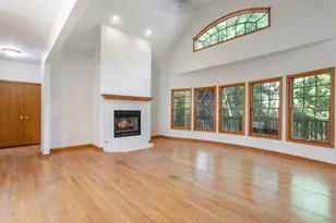 945 Kingston St, Wheaton, IL 60187 - Photo 6