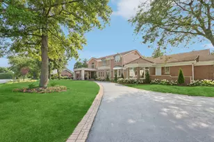 2430 Dorina Dr, Northfield, IL 60093 - Photo 6