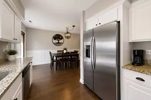 6816 W 65th St, Chicago, IL 60638 - Photo 10