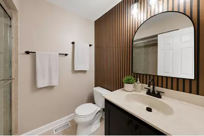 6816 W 65th Street #2, Chicago, IL 60638 - Photo 16