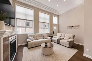 6816 W 65th St, Chicago, IL 60638 - Photo 4