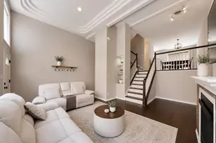 6816 W 65th St, Chicago, IL 60638 - Photo 2