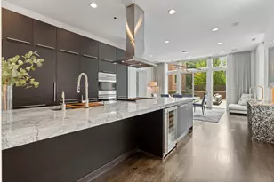 3030 N Lake Shore Dr, Chicago, IL 60657 - Photo 14