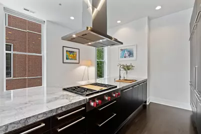 3030 N Lake Shore Drive #202, Chicago, IL 60657 - Photo 12