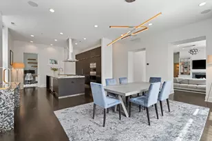 3030 N Lake Shore Dr, Chicago, IL 60657 - Photo 10