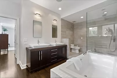 3030 N Lake Shore Drive #202, Chicago, IL 60657 - Photo 22