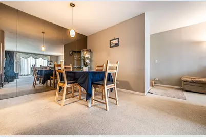 700 Wellington Avenue #409, Elk Grove Village, IL 60007 - Photo 10