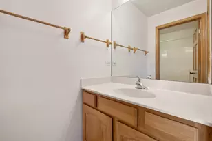 1360 Infanta Ct, Woodstock, IL 60098 - Photo 24