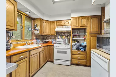 6581 Happy Acres Road, Rockford, IL 61101 - Photo 6