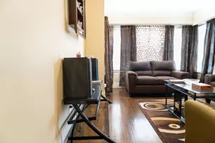 7348 S Vernon Ave, Chicago, IL 60619 - Photo 4