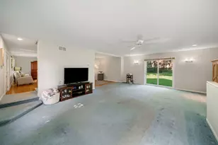 707 Glenshire Rd, Glenview, IL 60025 - Photo 12