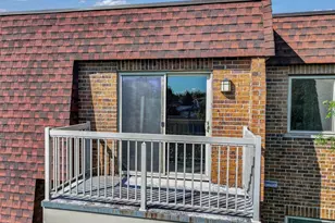 715 W Central Rd, Mount Prospect, IL 60056 - Photo 2